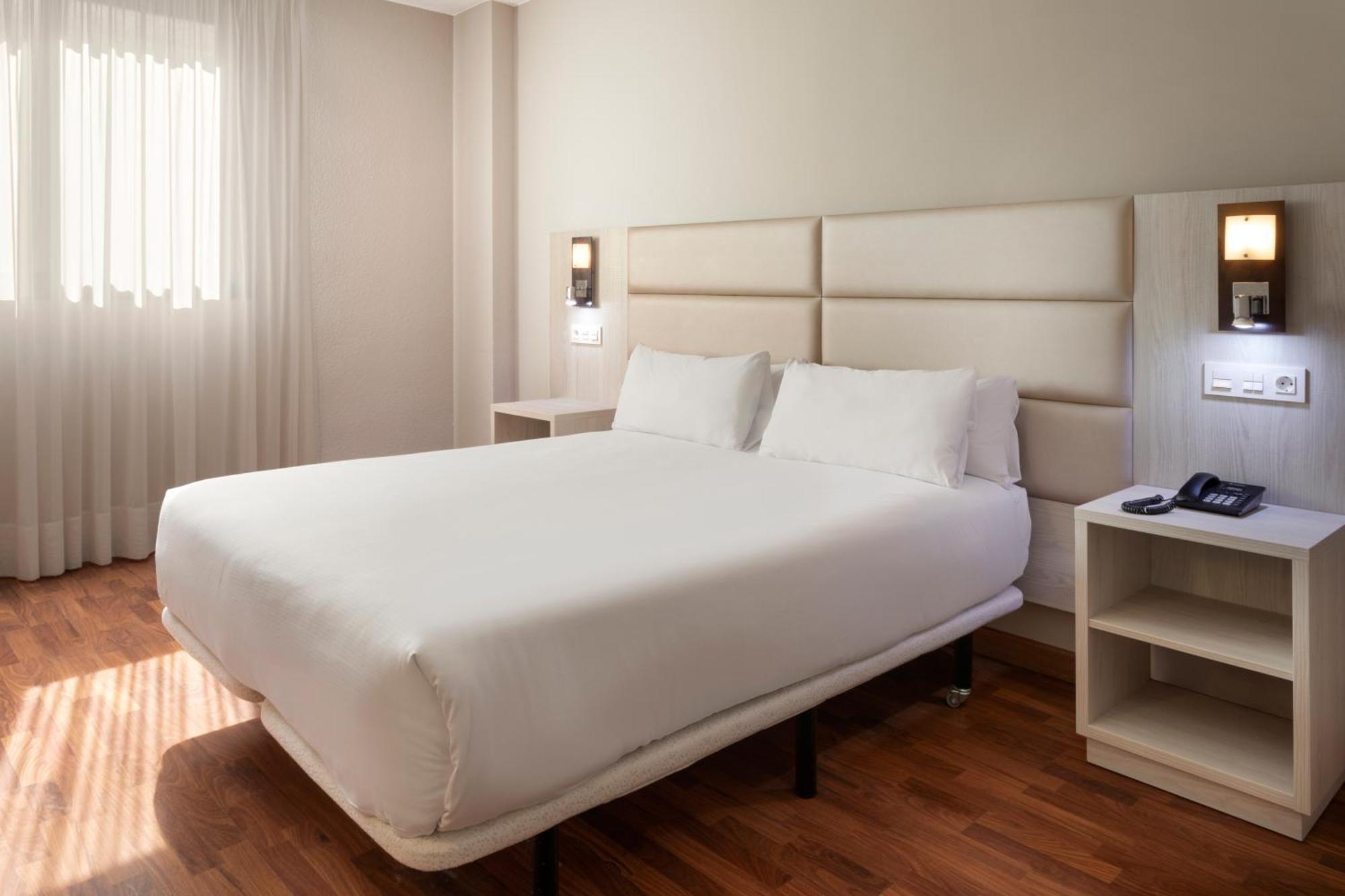 B&B Hotel Zaragoza Royal מראה חיצוני תמונה