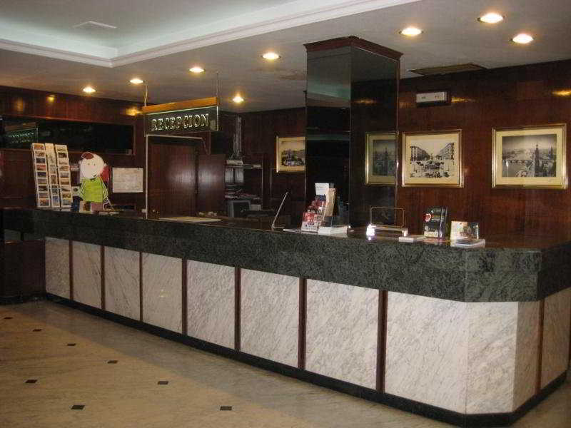 B&B Hotel Zaragoza Royal מראה פנימי תמונה