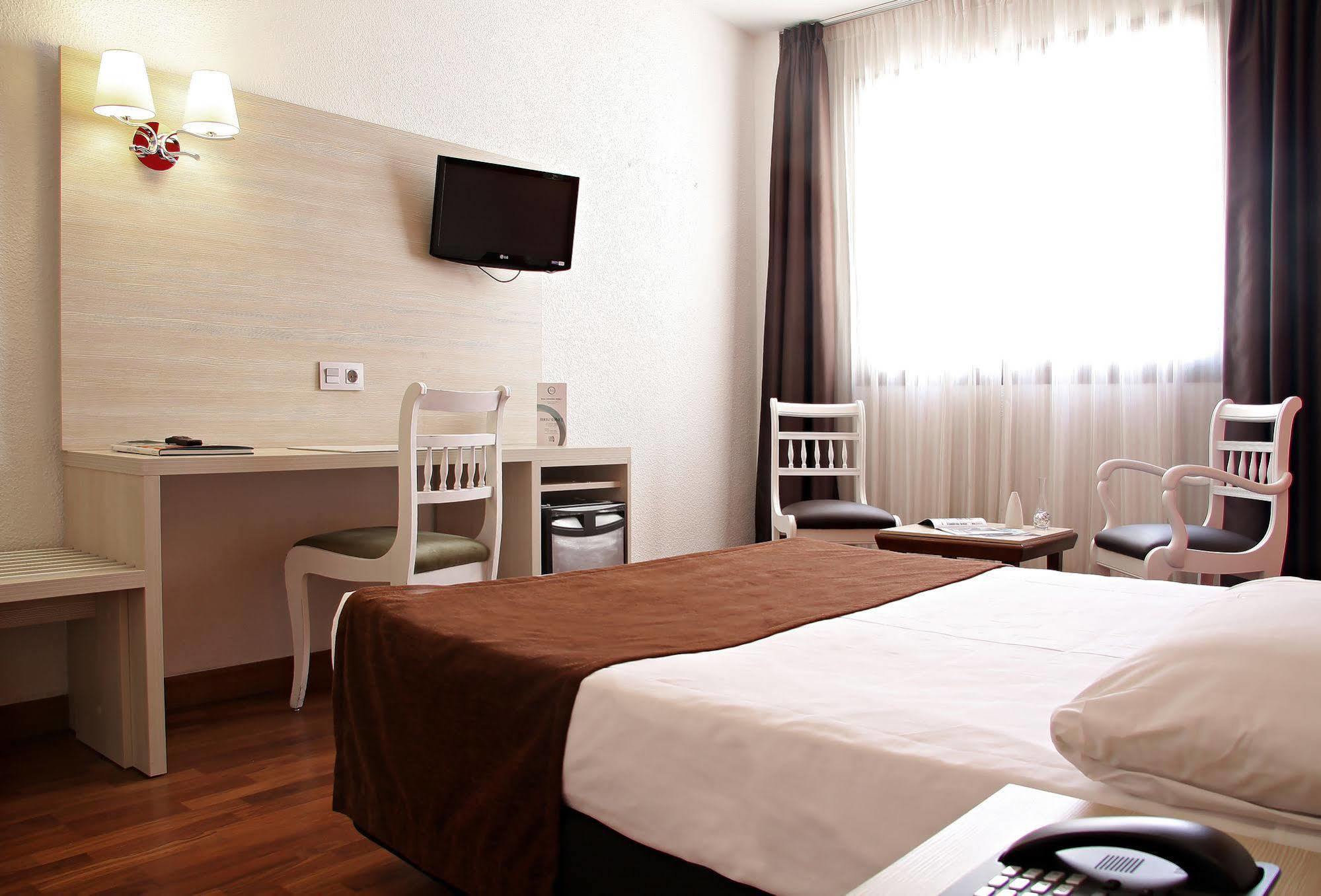 B&B Hotel Zaragoza Royal מראה חיצוני תמונה